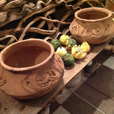 pair-of-terracotta-pots-57-TH